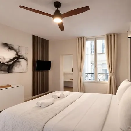 Stunning With Lift - Louvre Apartman Párizs